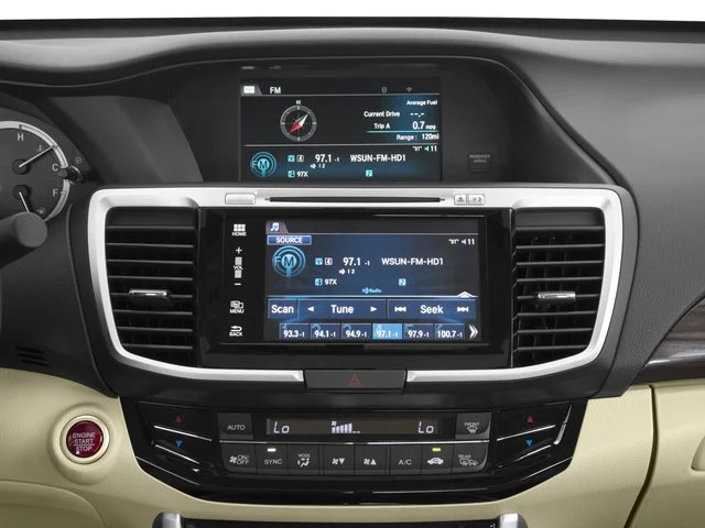 Used 2016 Black Honda EX-L image 9