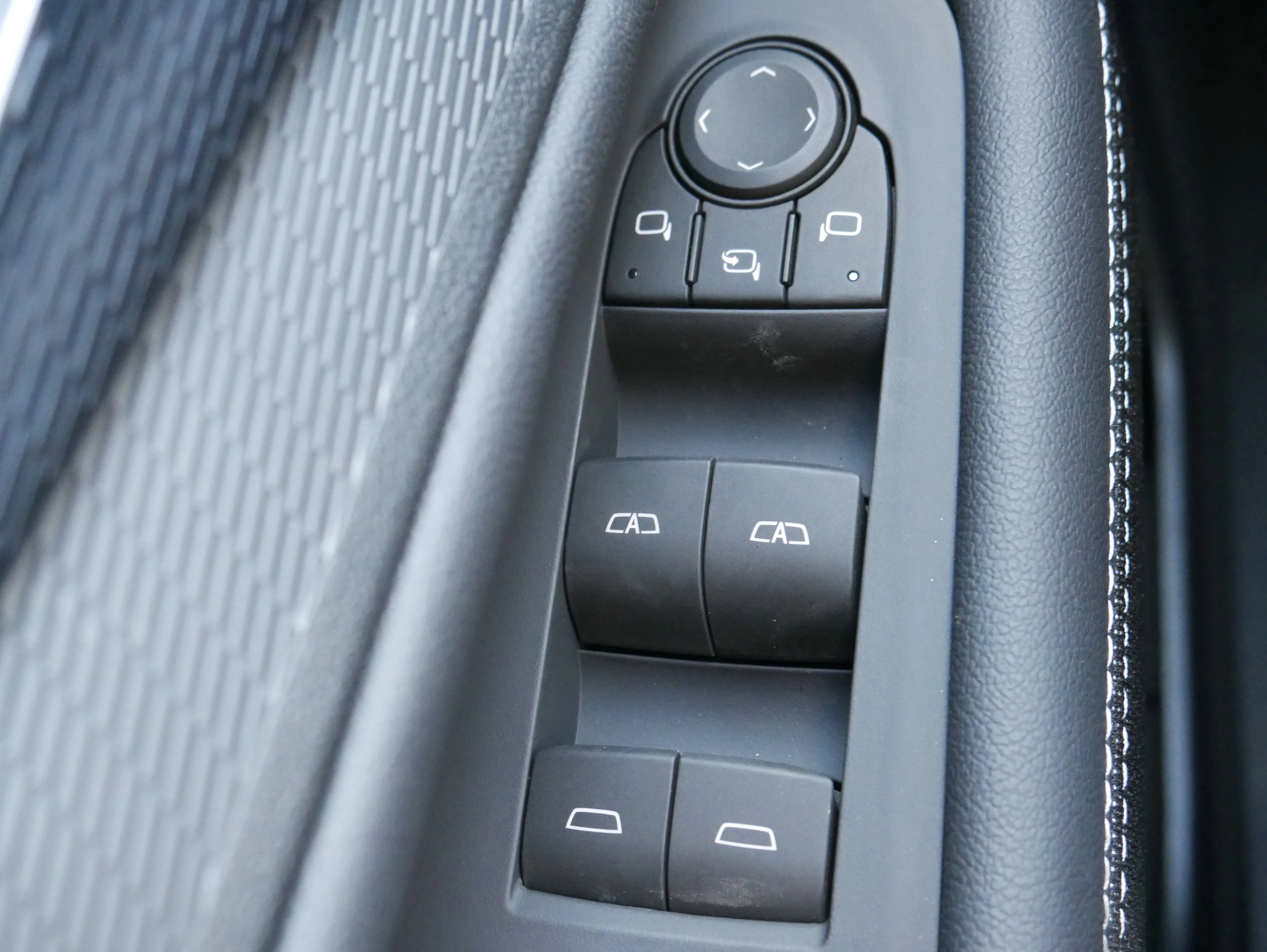 2025 Chevrolet Blazer EV Fleet - Photo 26