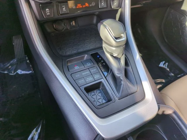 Used 2024 Red Toyota XLE Premium image 24