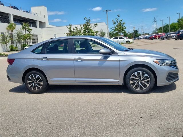 3VW5M7BU4RM028426