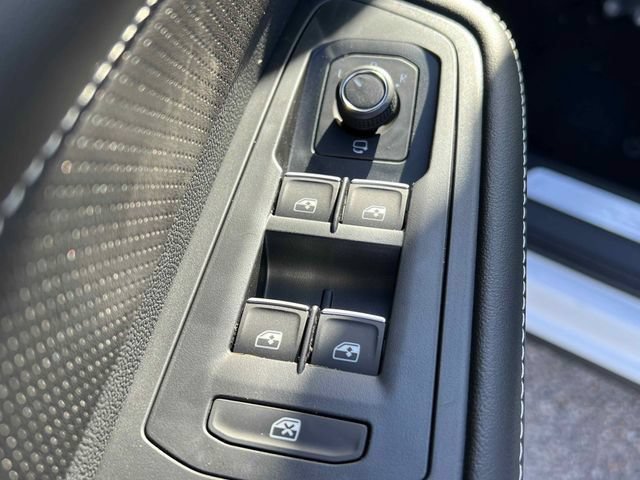 New 2026 Opal White Volkswagen 2.0T SEL Premium R-Line image 15