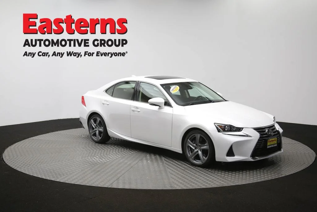 Used 2018 White Lexus 300 image 49