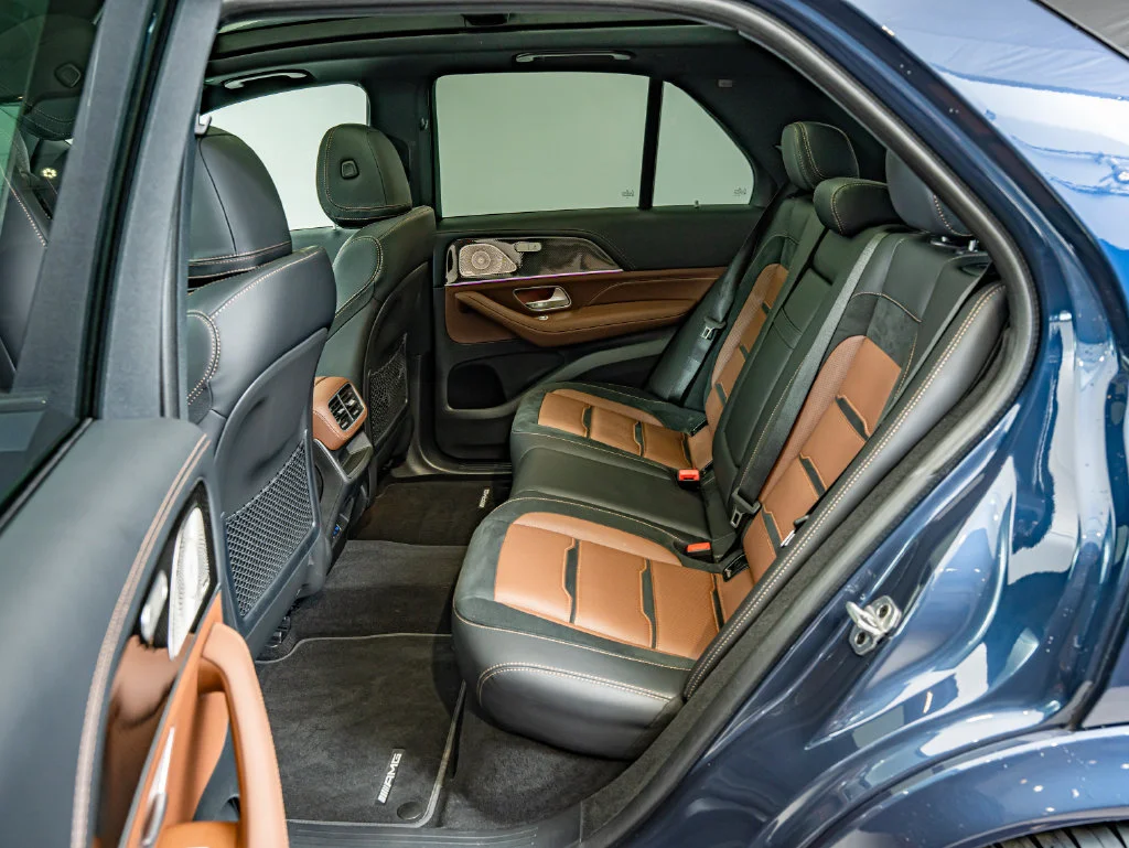 Used 2025 Twilight Blue Metallic Mercedes-Benz GLE 53 AMG® image 36