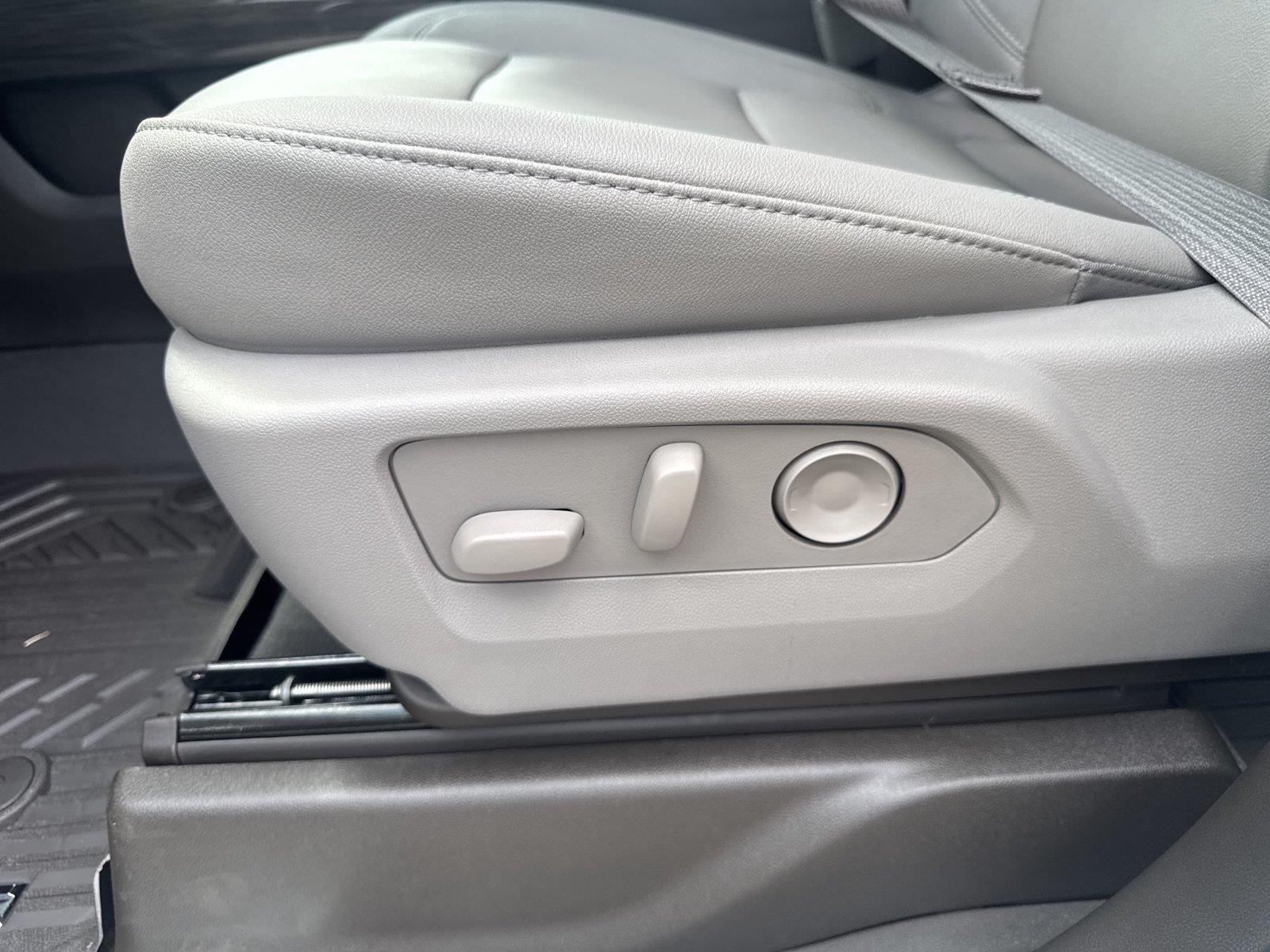 2026 Chevrolet Silverado 1500 LT - Photo 12