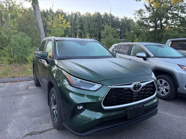 Used 2024 Cypress Toyota XLE image 2