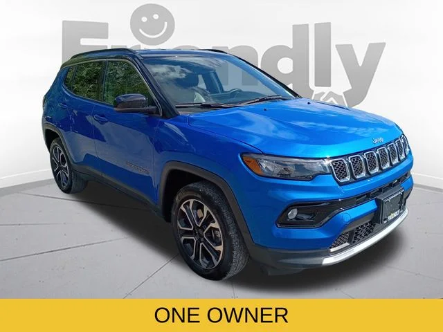 Used 2024 Blue Jeep Limited image 3