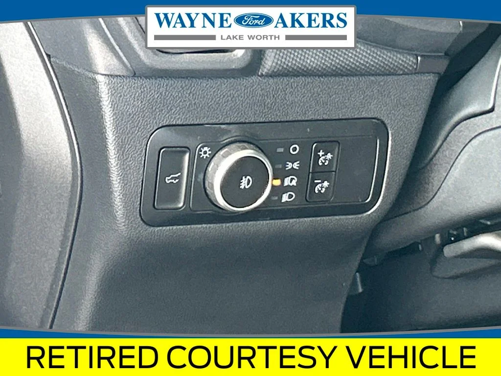 New 2025 Carbonized Gray Metallic Ford Badlands image 33