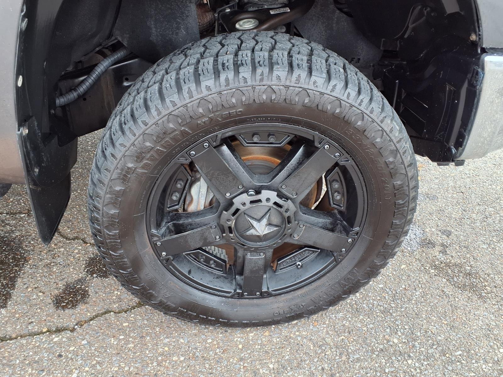 Used 2017 Magnetic Gray Metallic Toyota SR5 image 13