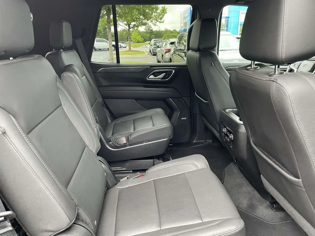 Used 2022 Dark Ash Metallic Chevrolet Z71 image 11