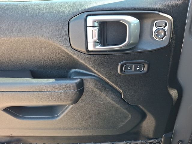 Used 2020 Gray Jeep Unlimited Rubicon image 12