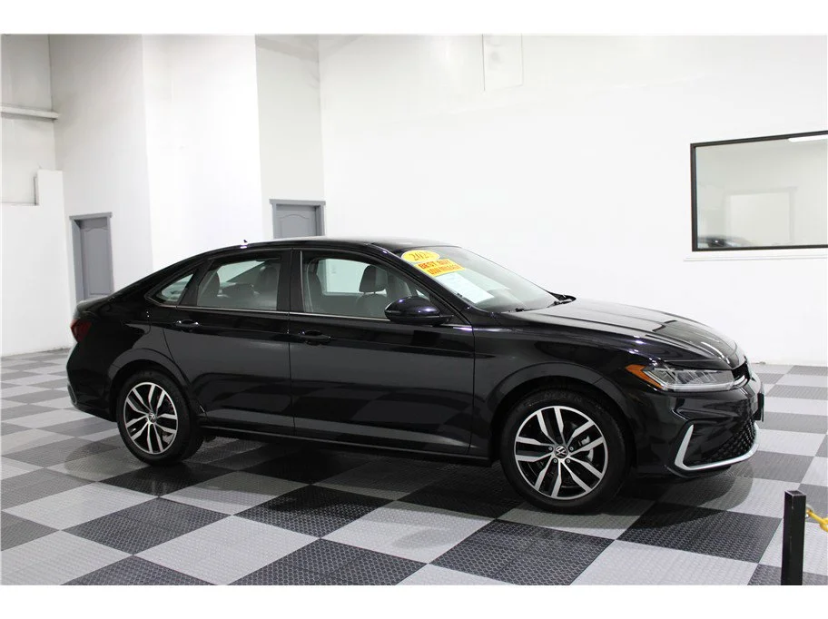 2025 Volkswagen Jetta