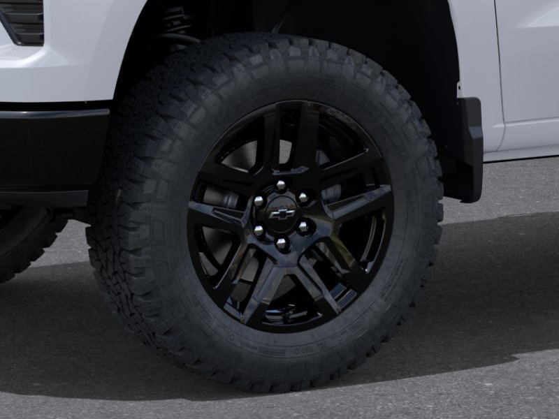 New 2026 Summit White Chevrolet Custom Trail Boss image 9