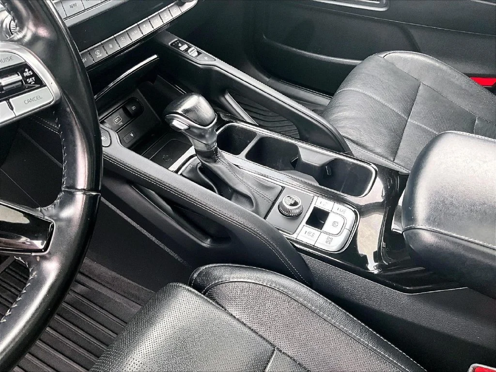 Used 2020 Gray Kia SX image 15