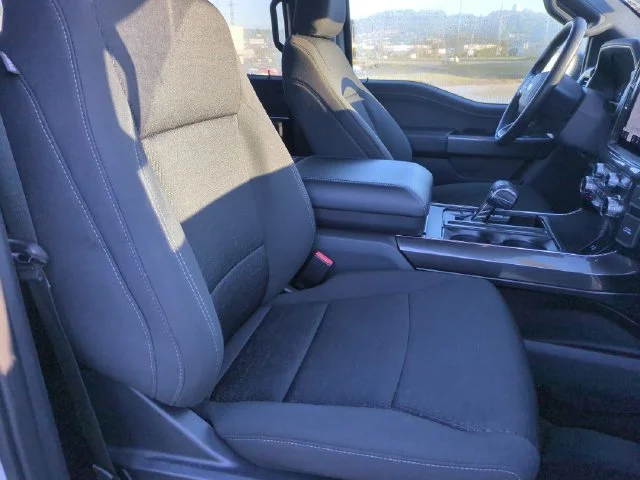 Used 2023 White Ford XLT image 33