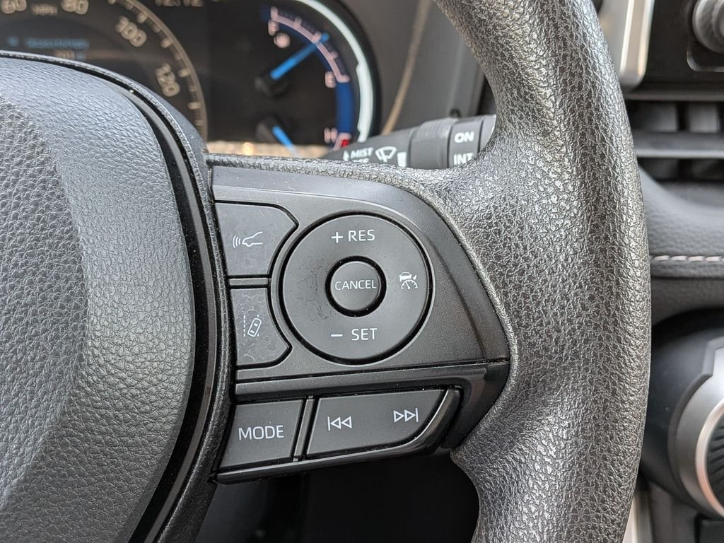 Certified Used 2025 Silver Toyota XLE image 22