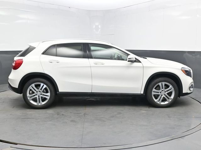 Used 2019 White Mercedes-Benz GLA 250 image 9