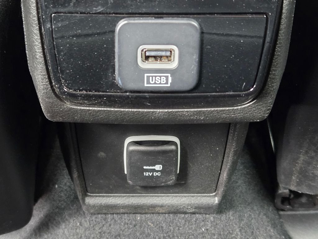 2025 Jeep Compass Latitude - Photo 25