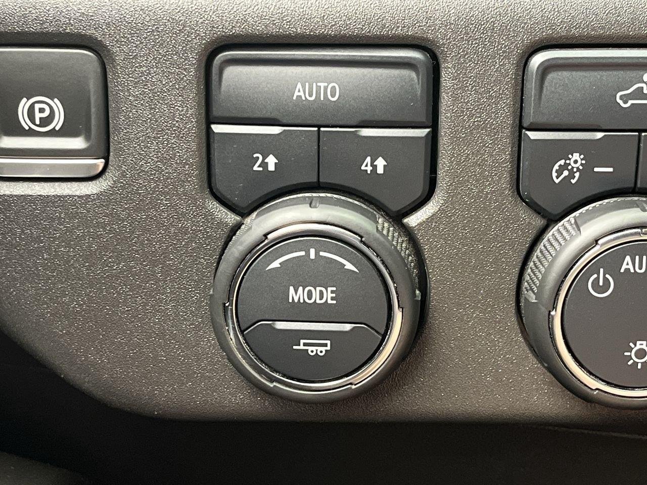 2024 Chevrolet Silverado 1500 LT - Photo 17