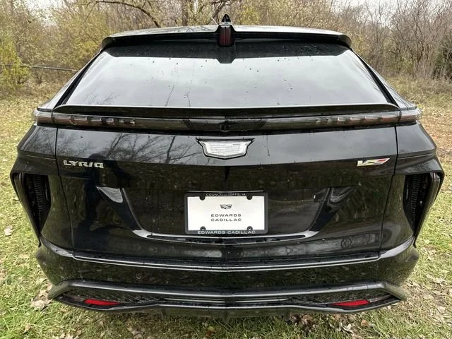 New 2026 Stellar Black Metallic Cadillac V-Series Premium image 31