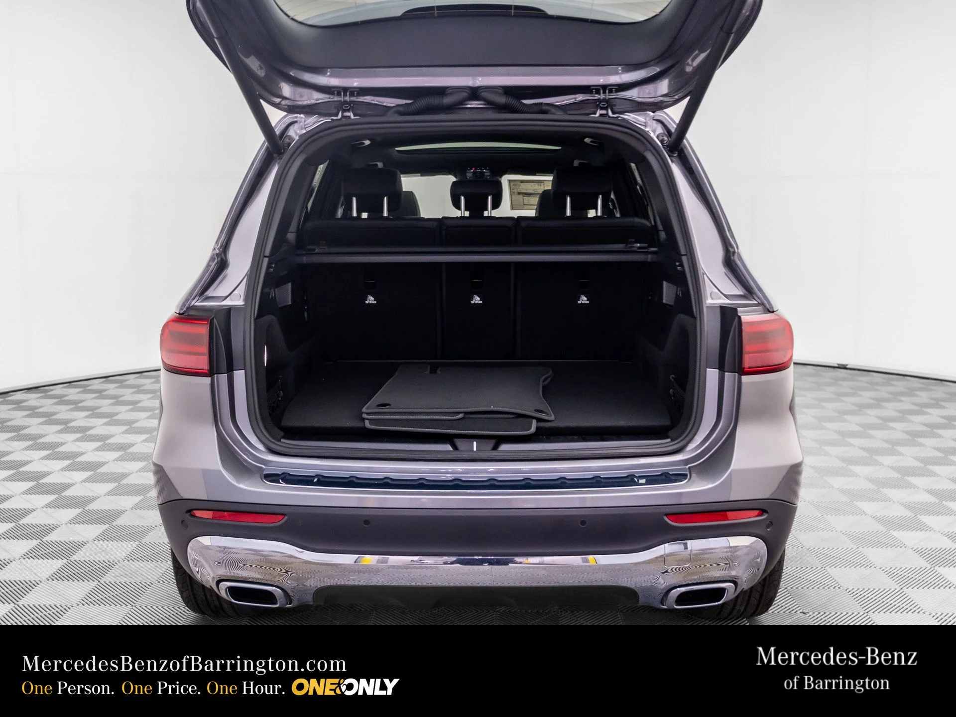 New 2026 Gray Mercedes-Benz GLB 250 image 29