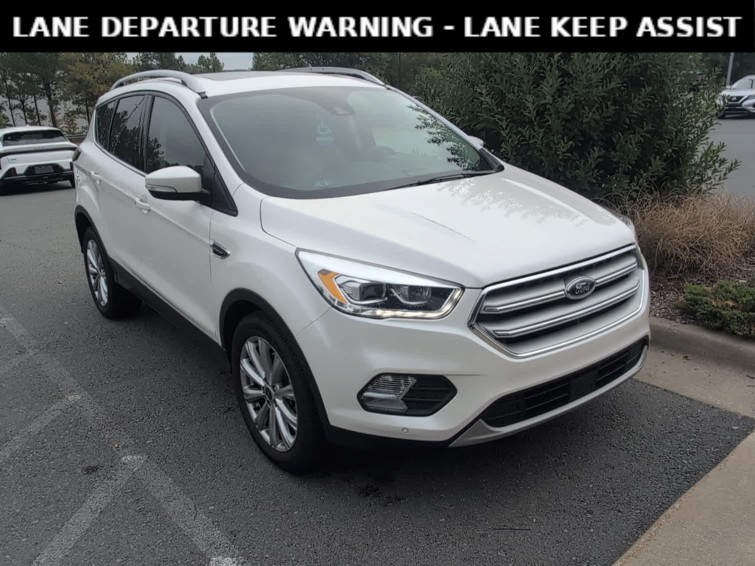 Used 2018 White Platinum Metallic Tri-Coat Ford Titanium image 3