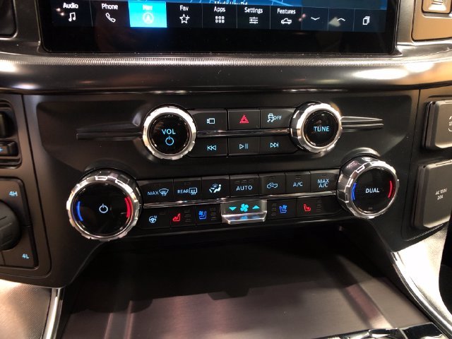 New 2026 Antimatter Blue Metallic Ford Platinum® image 18