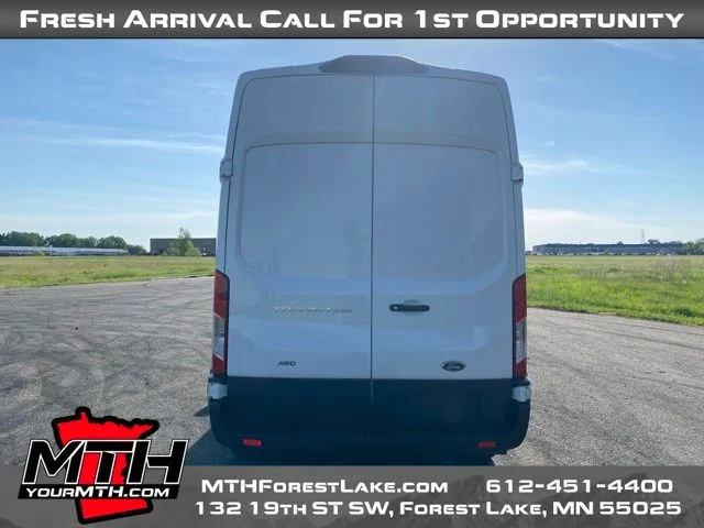 Used 2023 White Ford Base image 7