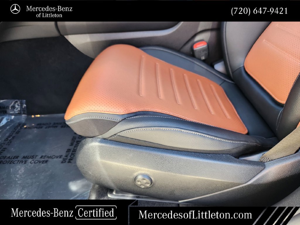 Certified Used 2024 White Mercedes-Benz GLC 300 image 23