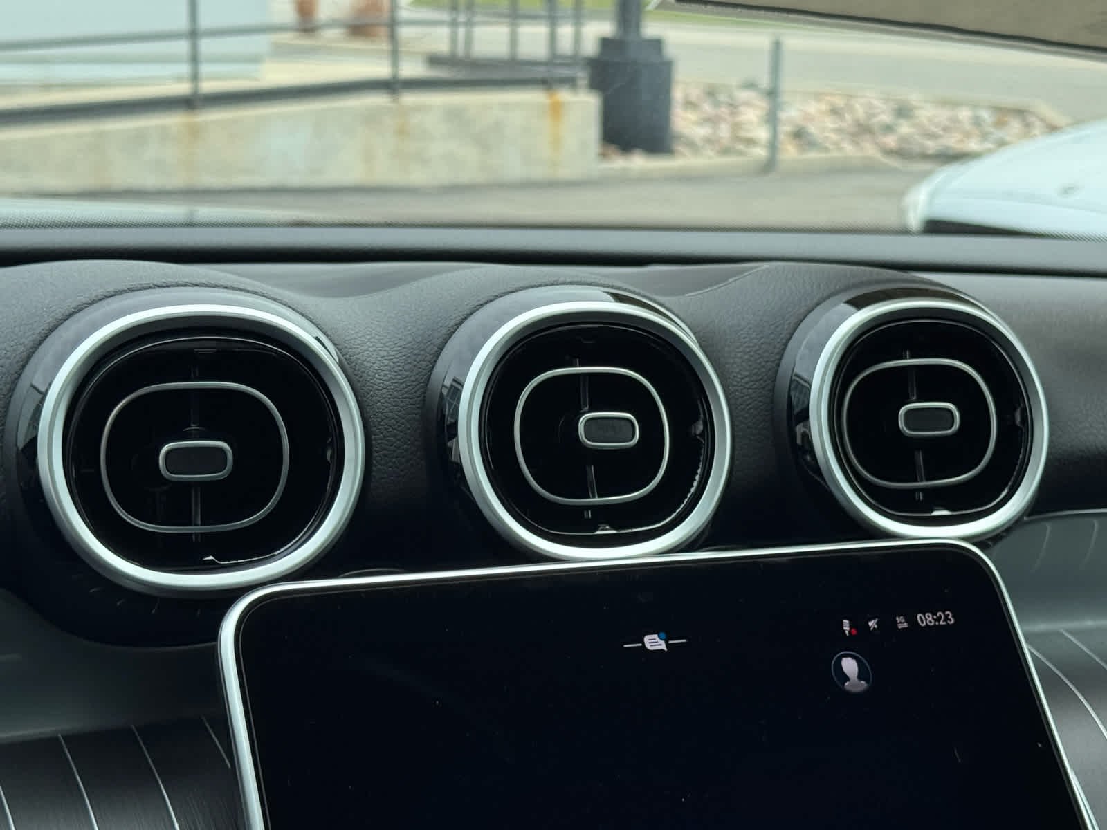 New 2026 MANUFAKTUR Alpine Grey Mercedes-Benz GLC 300 image 24