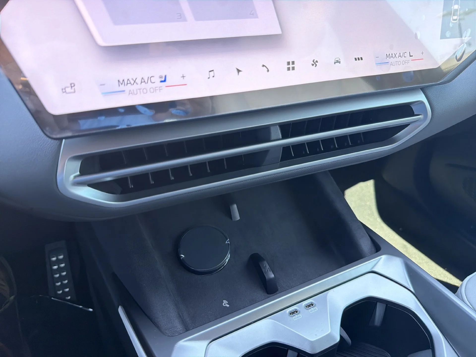 New 2027 Dravit Grey Metallic BMW  image 32
