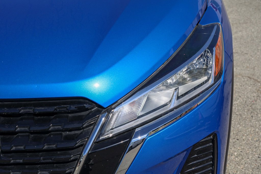 Used 2024 Blue Nissan SV image 10