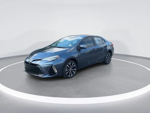 Used 2017 Gray Toyota SE image 3