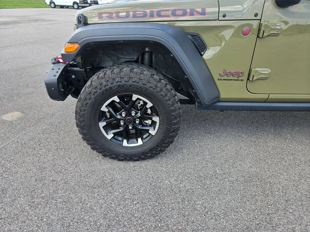 Used 2025 Green Jeep Rubicon image 25