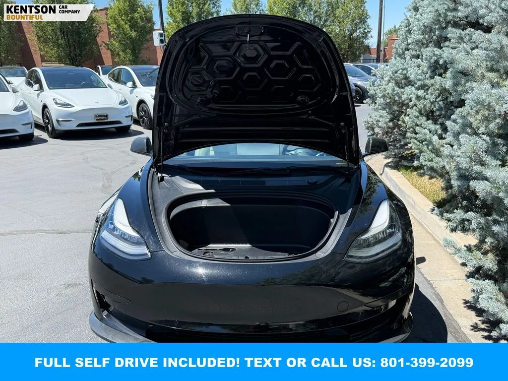 Used 2019 Black Tesla Long Range image 32