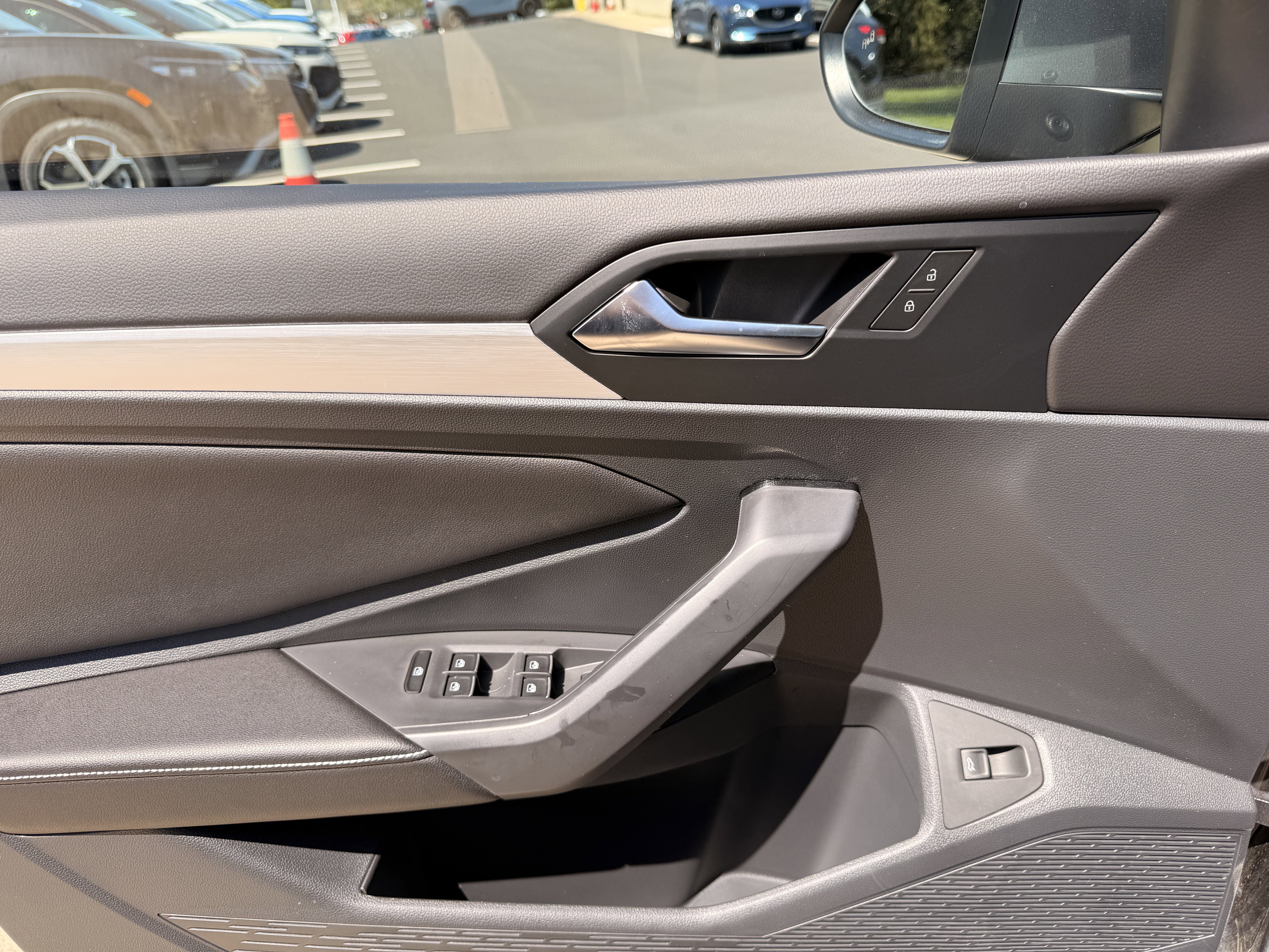 New 2026 Platinum Gray Metallic Volkswagen S image 25