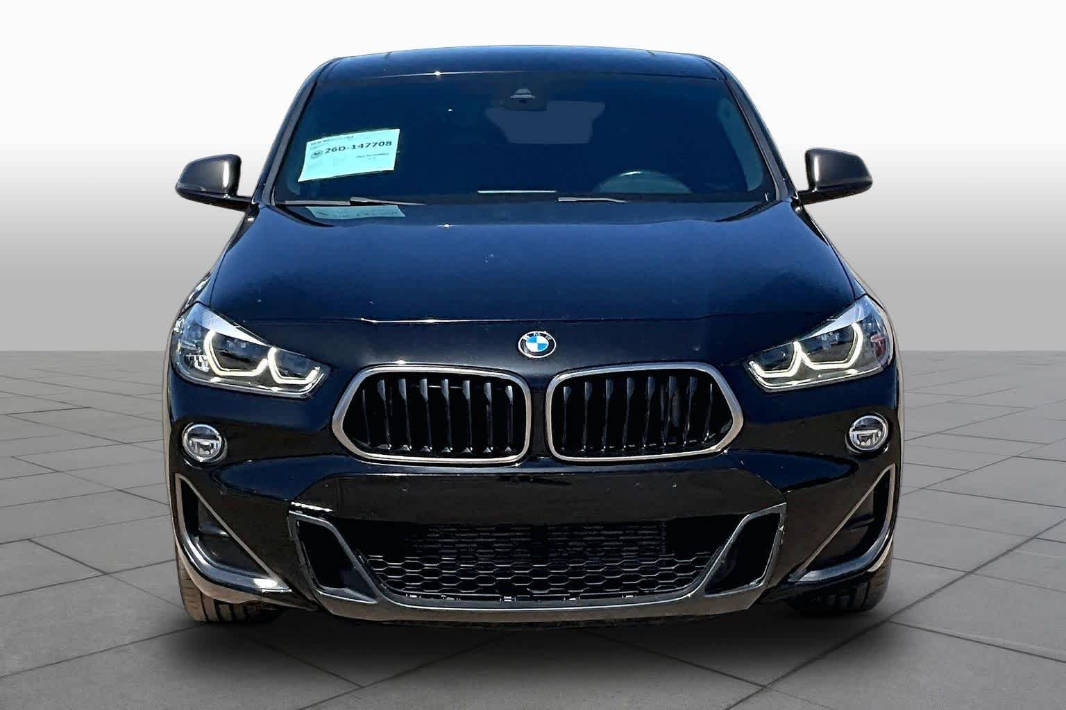 Used 2020 Black Sapphire Metallic BMW M35i image 3