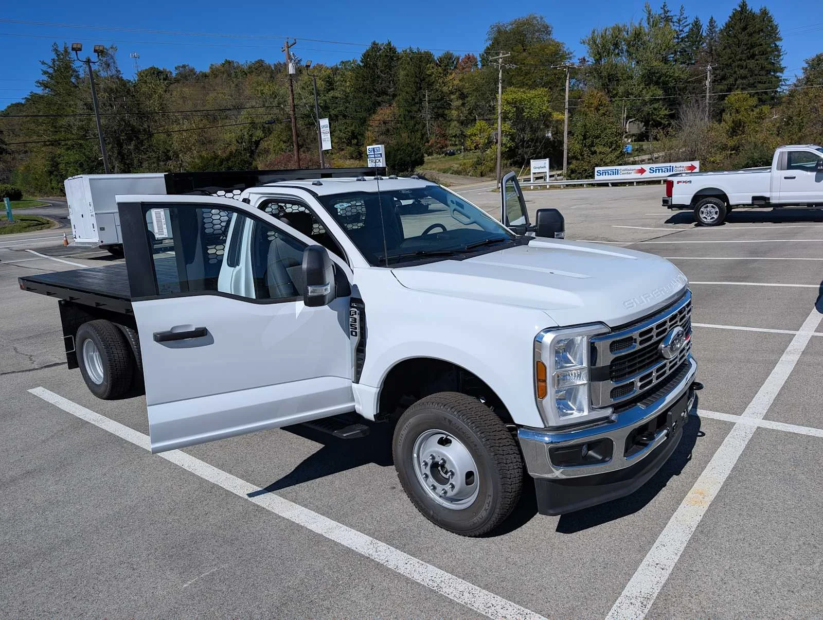New 2026 Oxford White Ford F-350® XL image 16