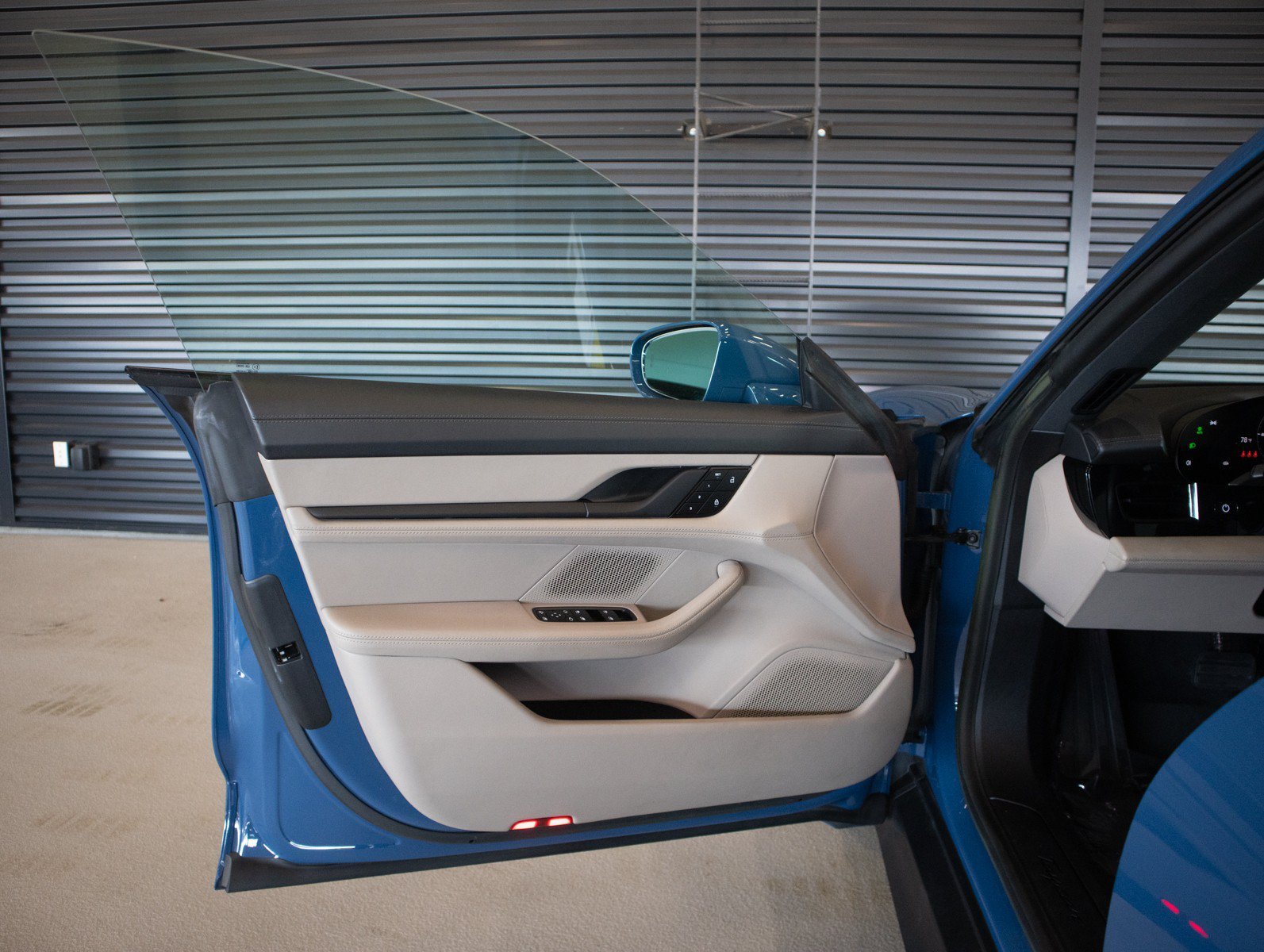 Certified Used 2023 Neptune Blue Porsche  image 24