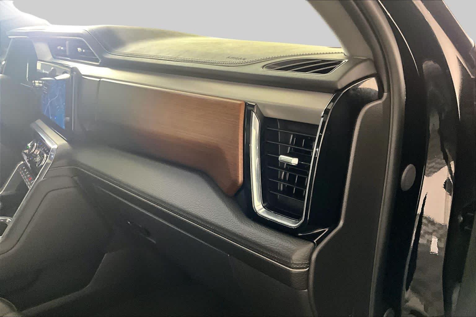 Certified Used 2025 Onyx Black GMC Denali image 18
