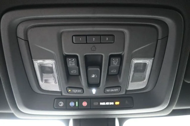 Used 2020 Black Chevrolet High Country image 29