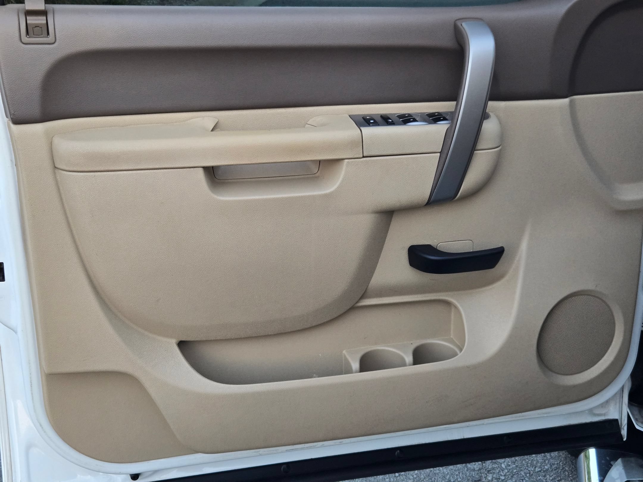 Used 2012 Summit White Chevrolet LT image 20