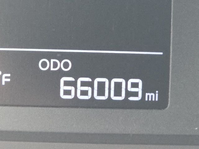 Used 2017 Blue Kia LX image 4