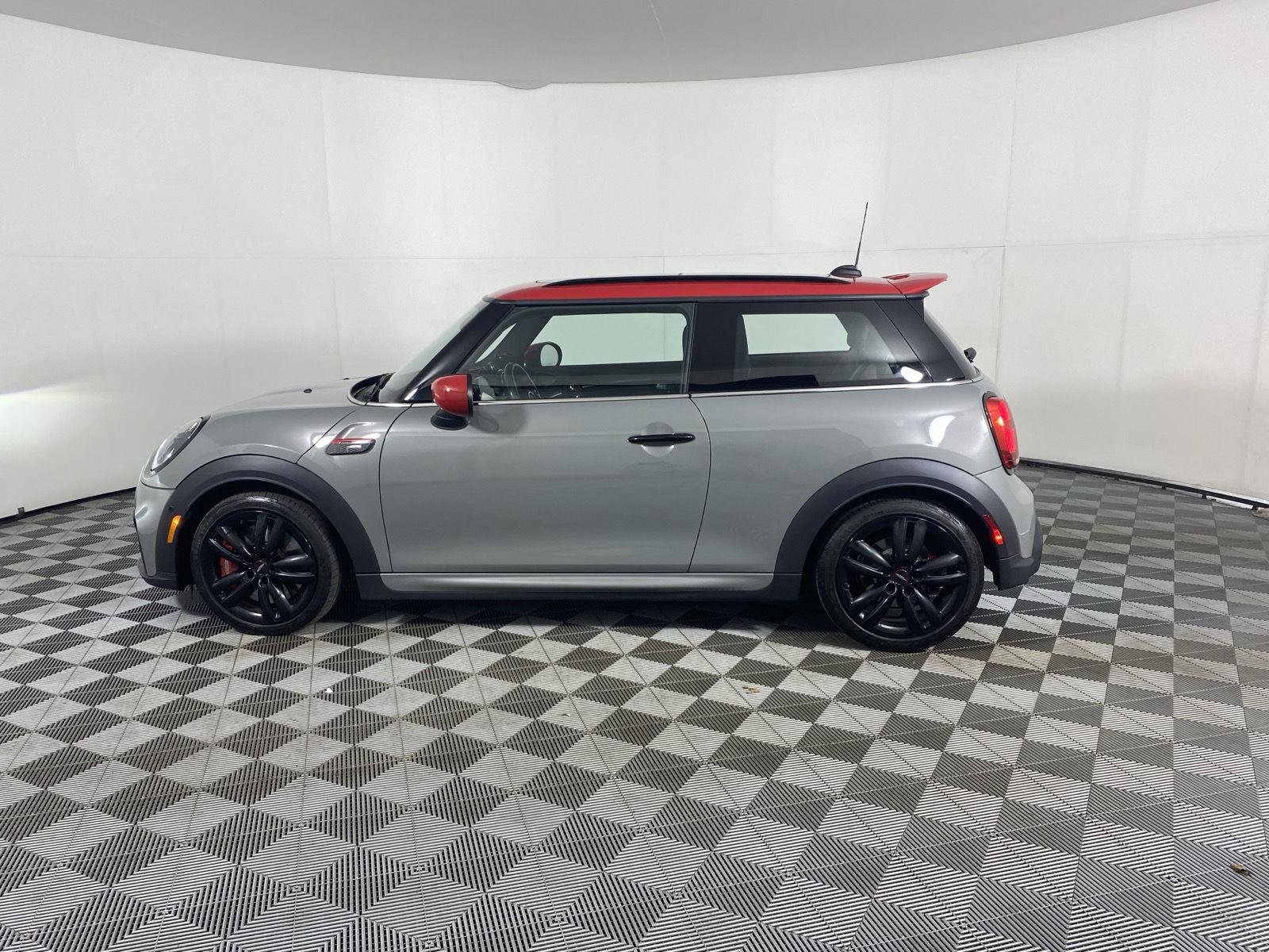 Used 2022 Moonwalk Grey Metallic MINI John Cooper Works image 4