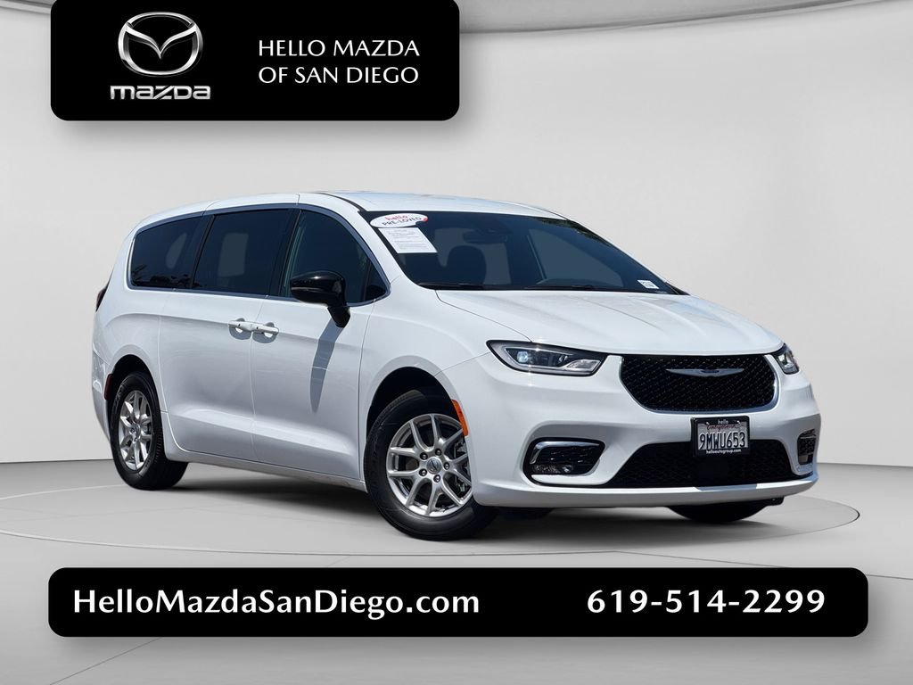 2024 Chrysler Pacifica