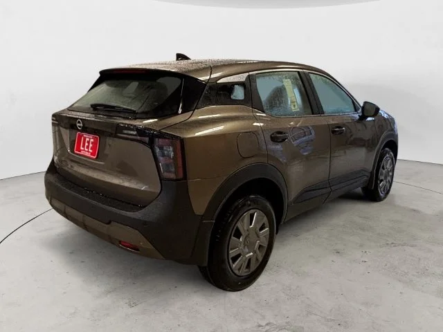 New 2026 Brown Nissan S image 5
