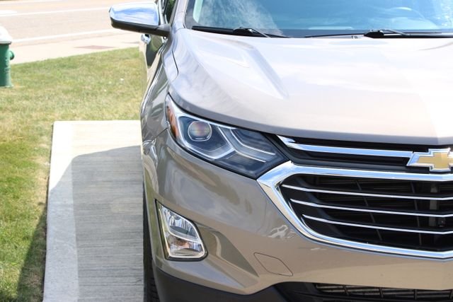 Used 2018 Gray Chevrolet Premier image 5