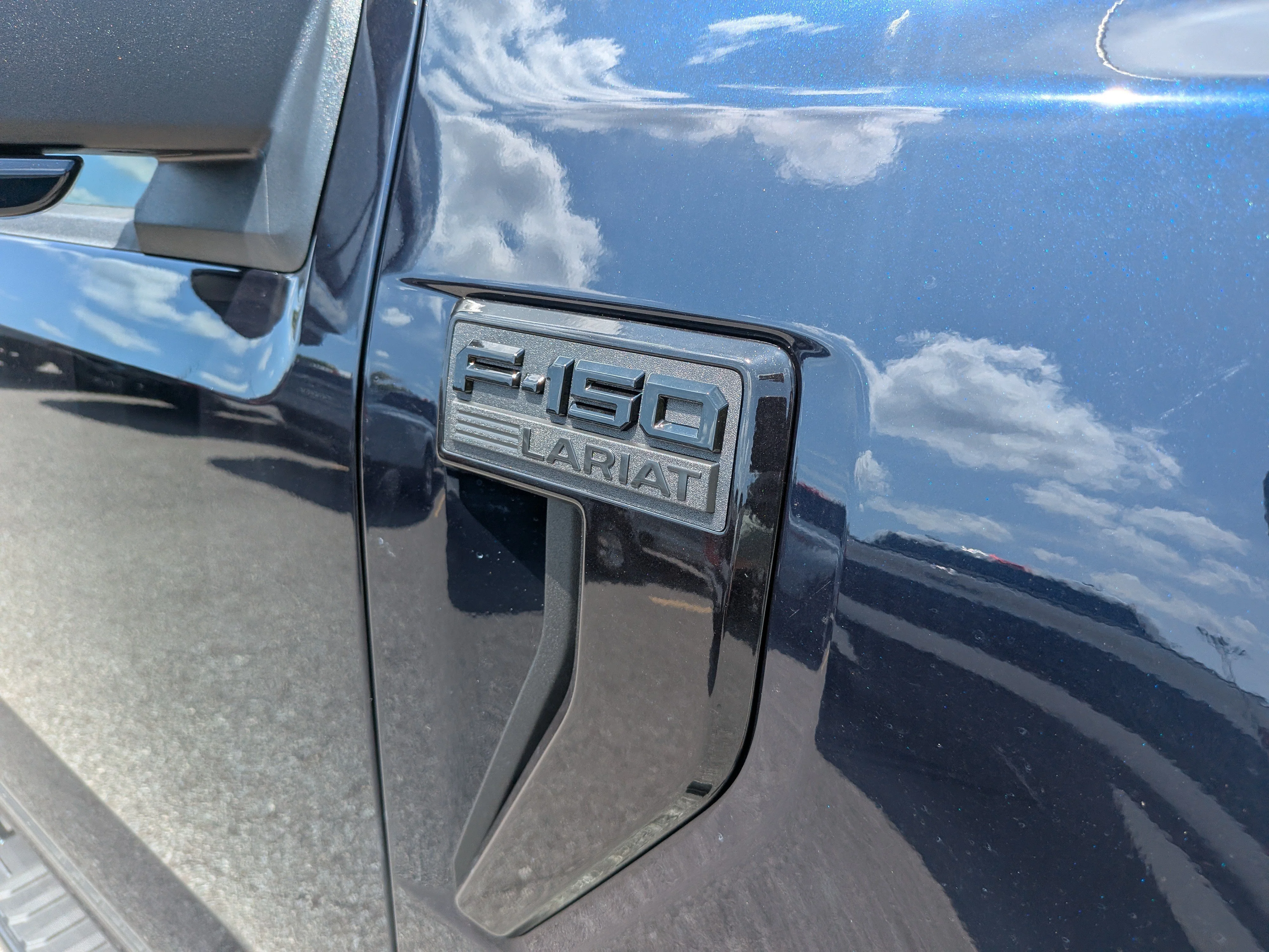 New 2026 Antimatter Blue Metallic Ford Lariat® image 10