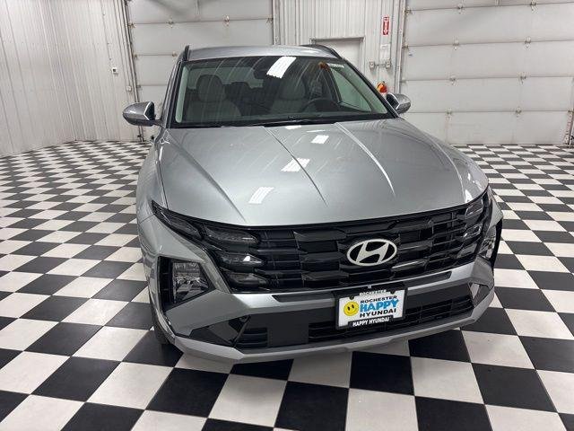 New 2026 Silver Hyundai SEL AWD image 2