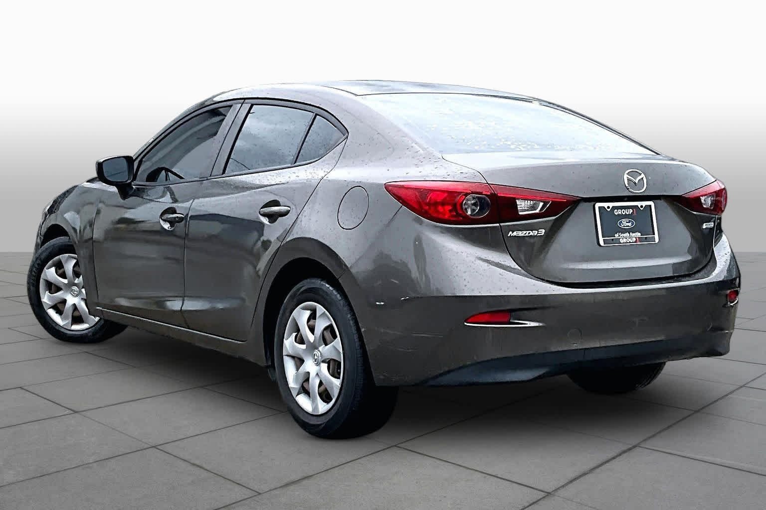Used 2017  Mazda Sport image 12
