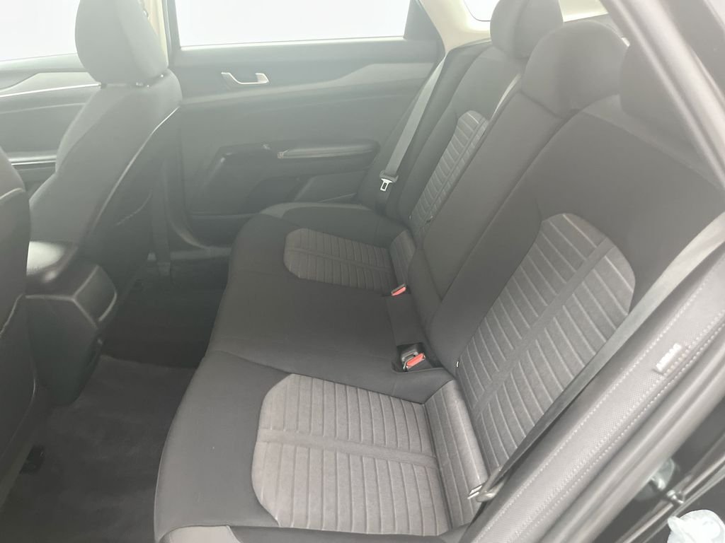 Used 2026 Black Kia LXS image 23